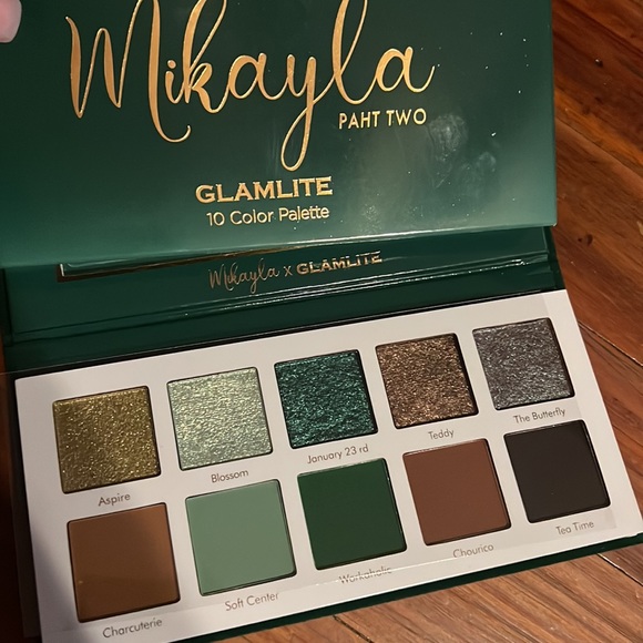 Glamlite mikayla mini palette - Picture 2 of 3